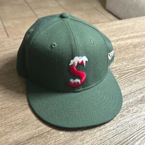 Supreme new era Fitted 7 3/8